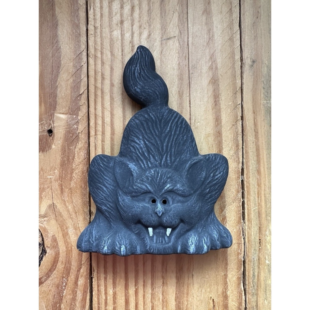 VTG 1992 Hand Painted Hissing Black Cat Ceramic Figurine‎ Halloween Decoration